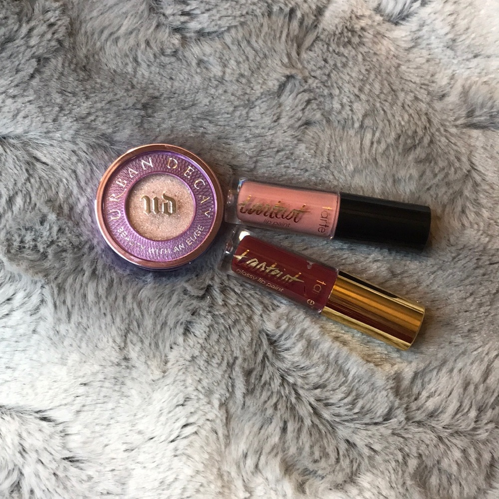 Urban Decay Eyeshadow & Tarte Tarteist Lip Paints